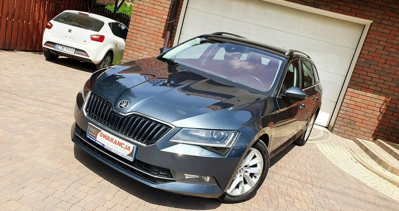 Skoda Superb cena 81300 przebieg: 135590, rok produkcji 2017 z Rzeszów małe 781